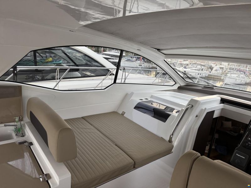 Azimut Atlantis 43