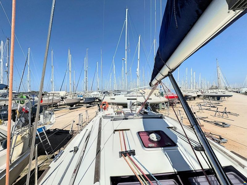 Beneteau Oceanis 40