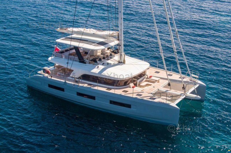 Lagoon 65
