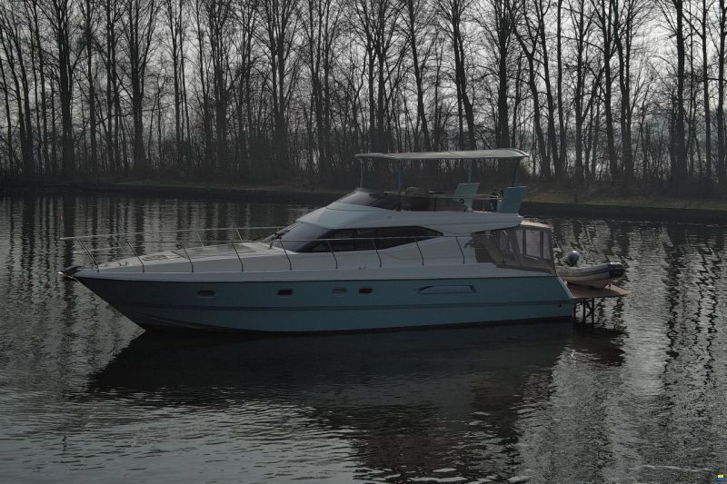 Azimut 43