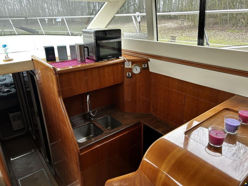 Azimut 43