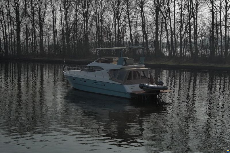 Azimut 43