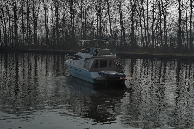 Azimut 43