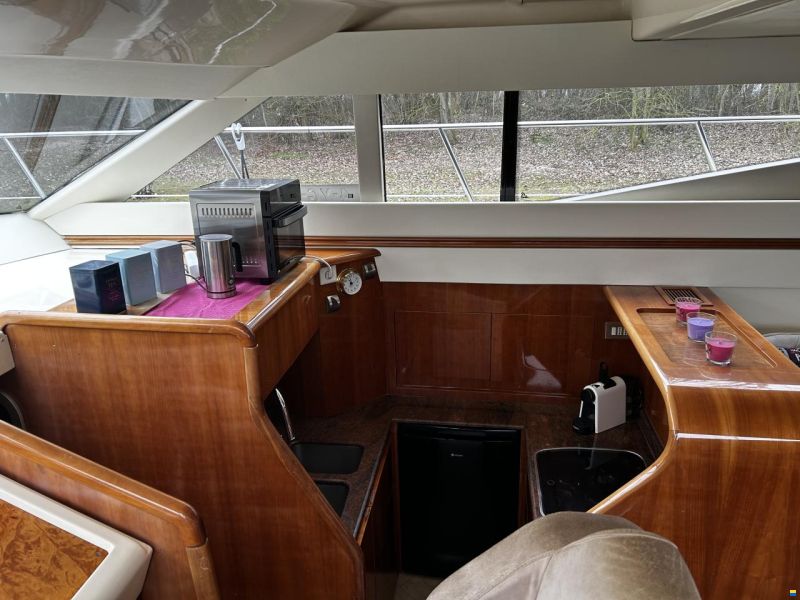 Azimut 43