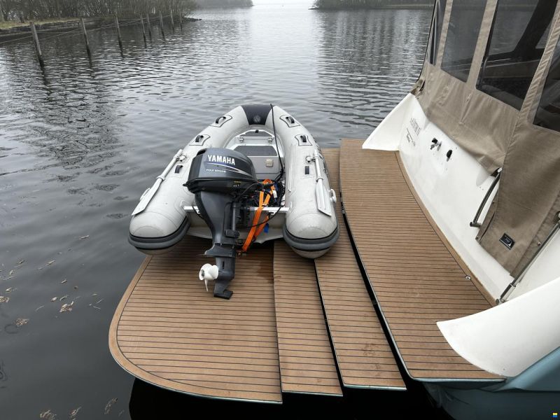 Azimut 43