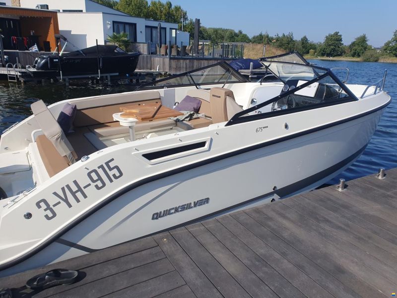 Quicksilver 675