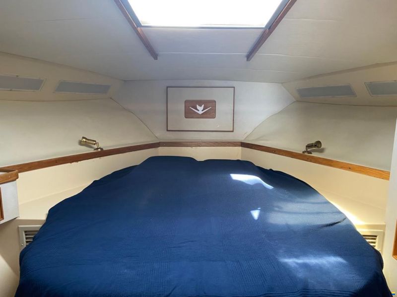 Bertram 37 Convertible