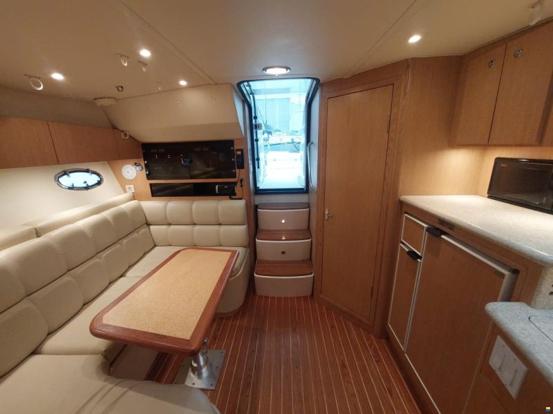 Tiara 3500