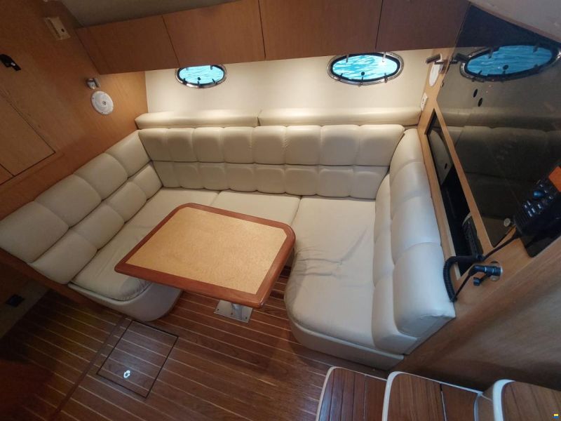 Tiara 3500