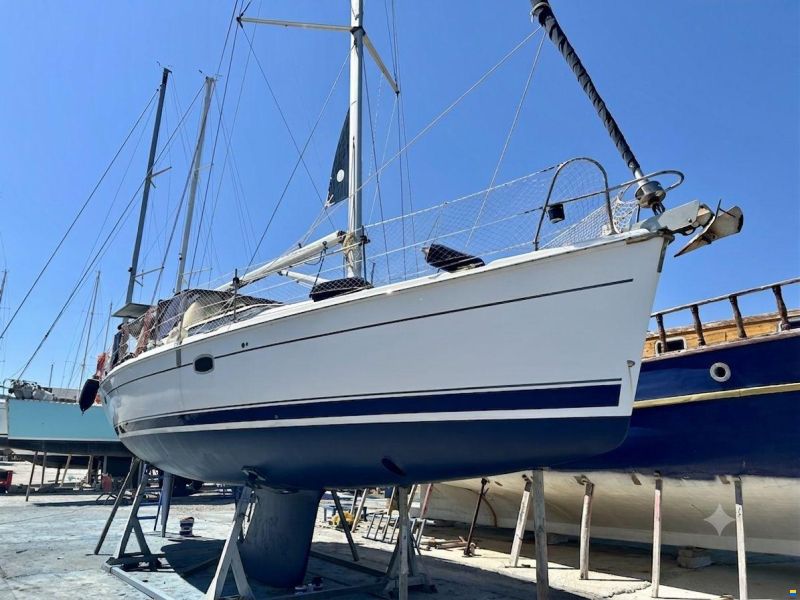 Hunter Marine 45 Deck salon