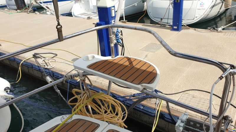 Hunter Marine 45 Deck salon