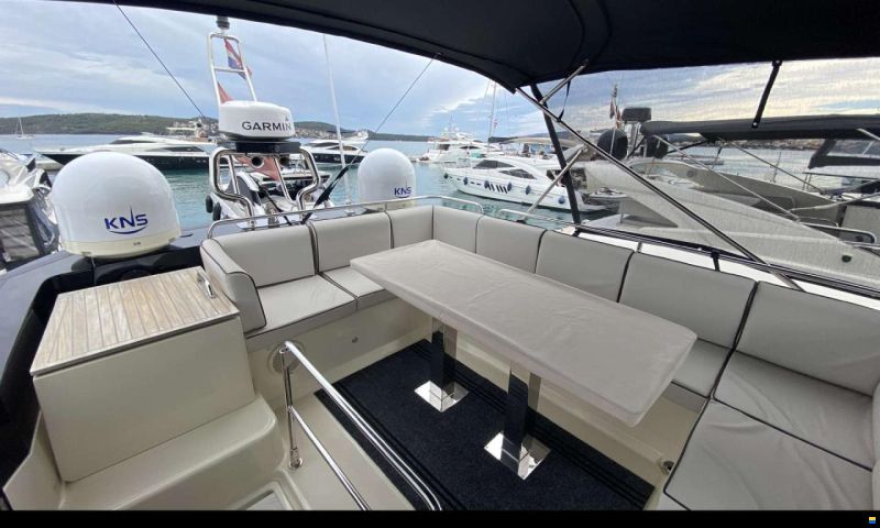 Monte Carlo Yachts Monte Carlo MC 5
