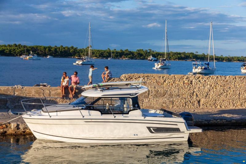 Jeanneau 795 Merry Fisher Serie 2