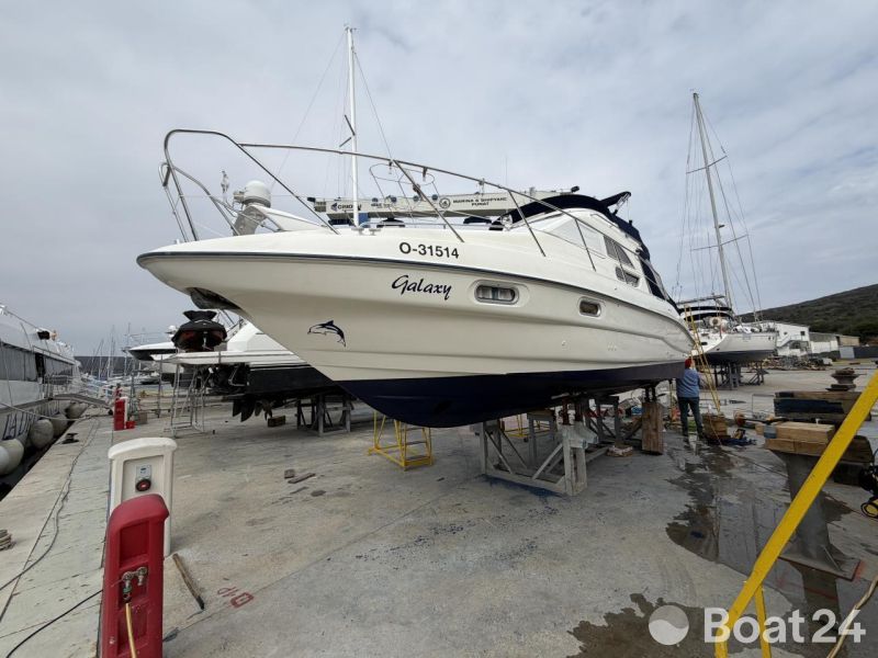 Sealine F33