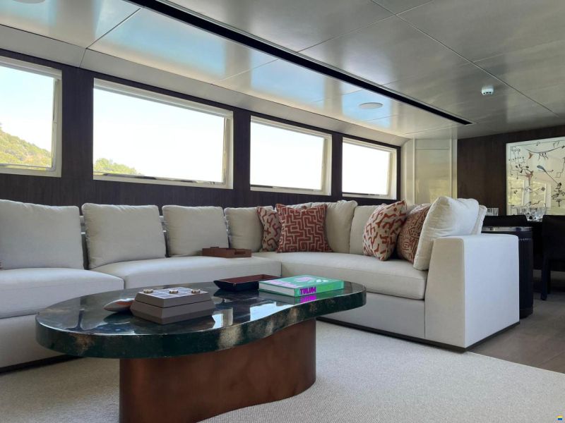 Crestitalia Yacht