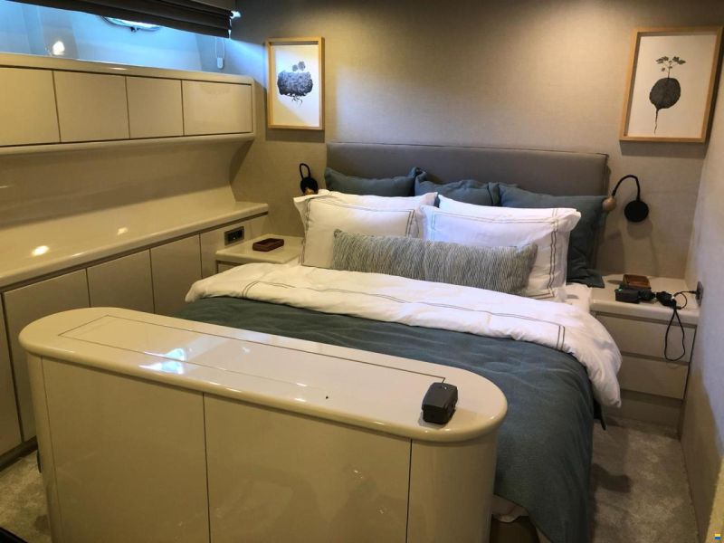 Crestitalia Yacht