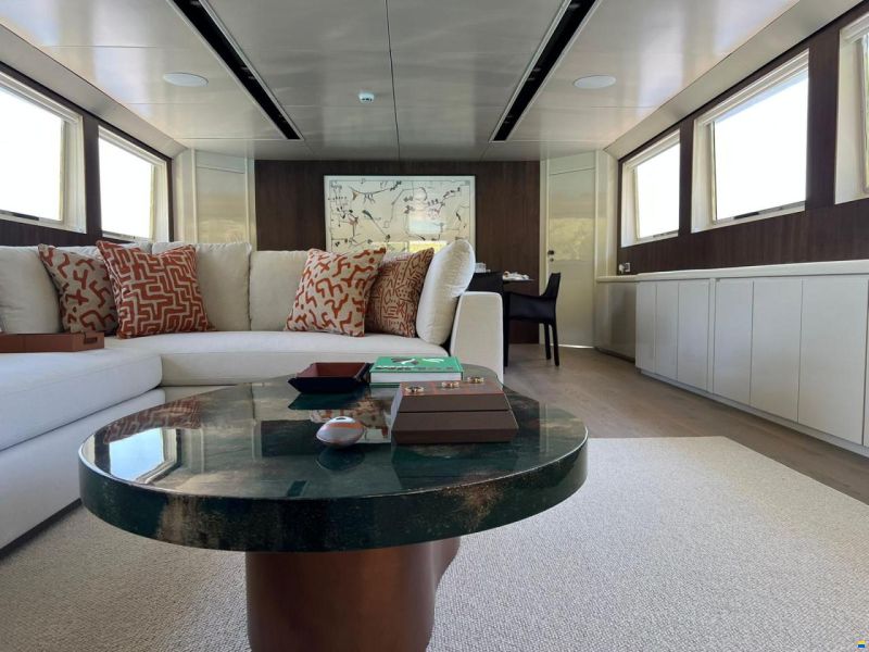 Crestitalia Yacht