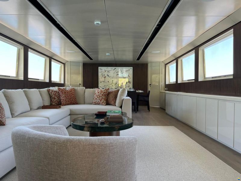 Crestitalia Yacht