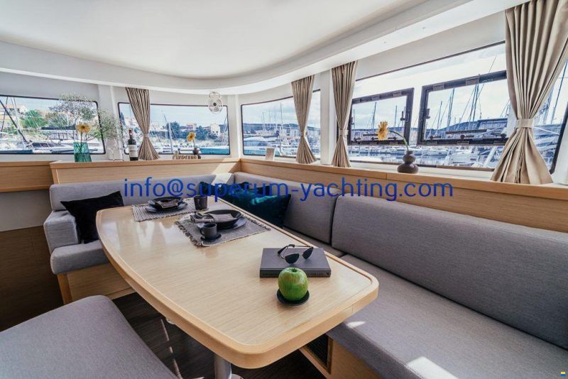 Lagoon 42
