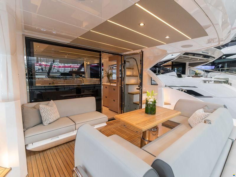 Sunseeker Manhattan 56