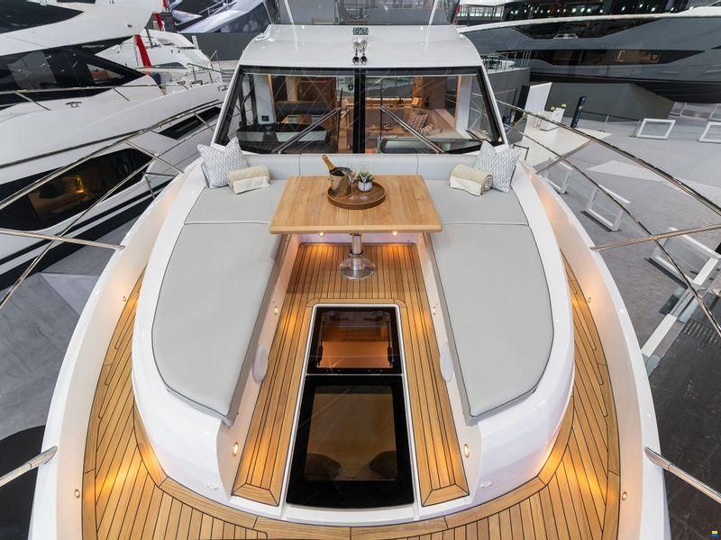 Sunseeker Manhattan 56