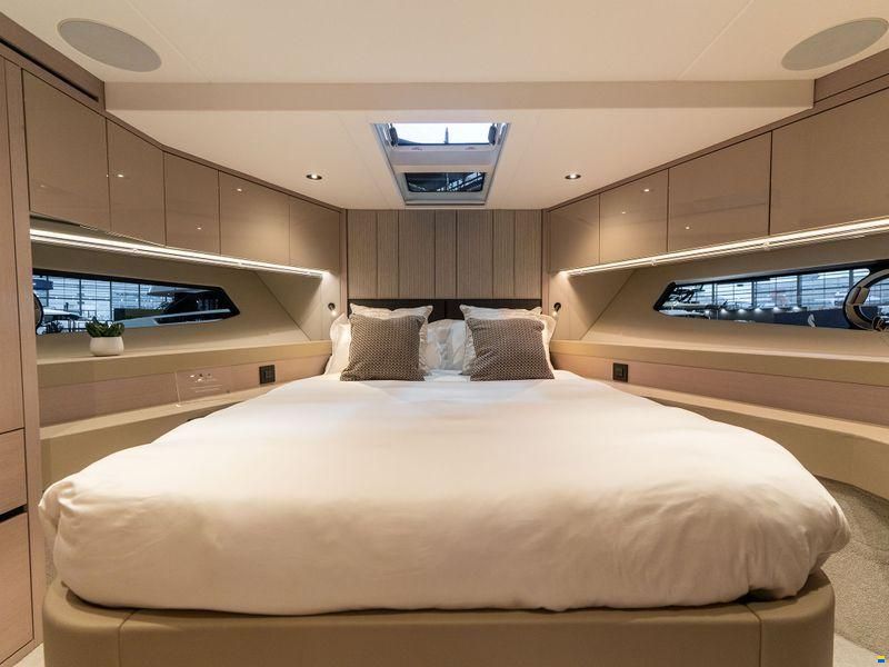 Sunseeker Manhattan 56