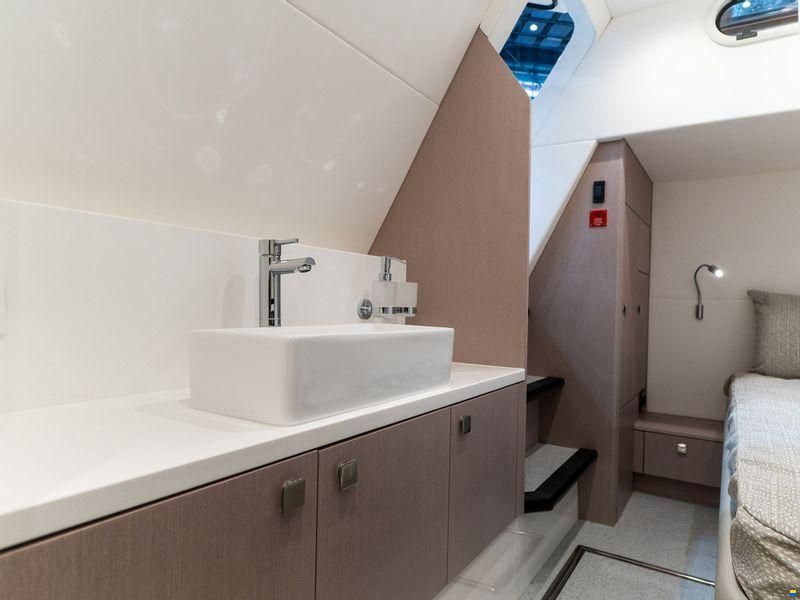 Sunseeker Manhattan 56