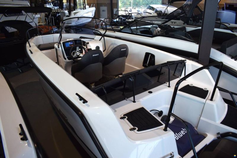 Ryds 630VI Mid C - 115 HP Yamaha
