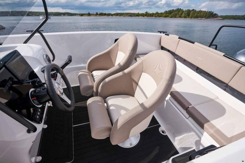 Ryds 630VI Mid C - 115 HP Yamaha