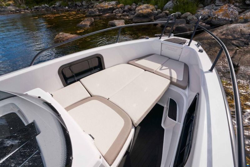 Ryds 630VI Mid C - 115 HP Yamaha
