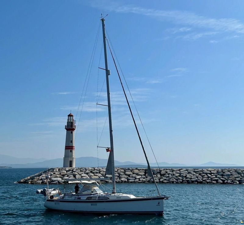 Hallberg-Rassy 44