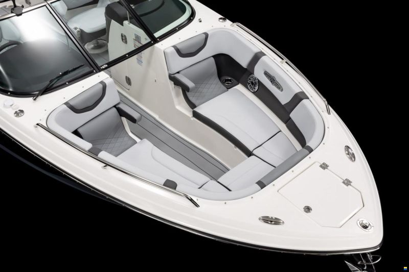 Chaparral 30 Surf