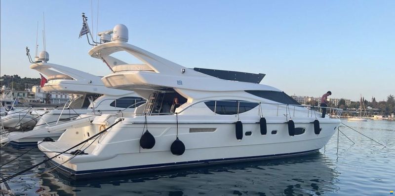 Ferretti 550