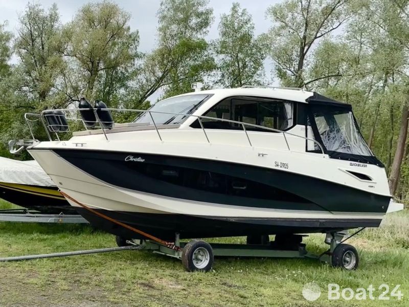 Quicksilver Activ 905 Weekend