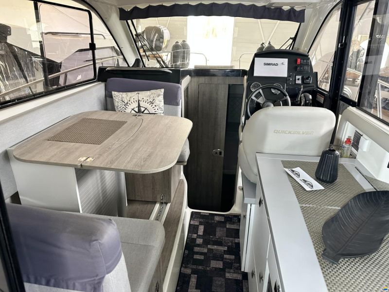 Quicksilver Activ 905 Weekend