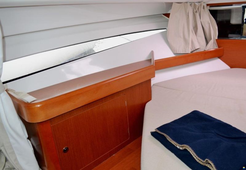 Beneteau Antares 8.80