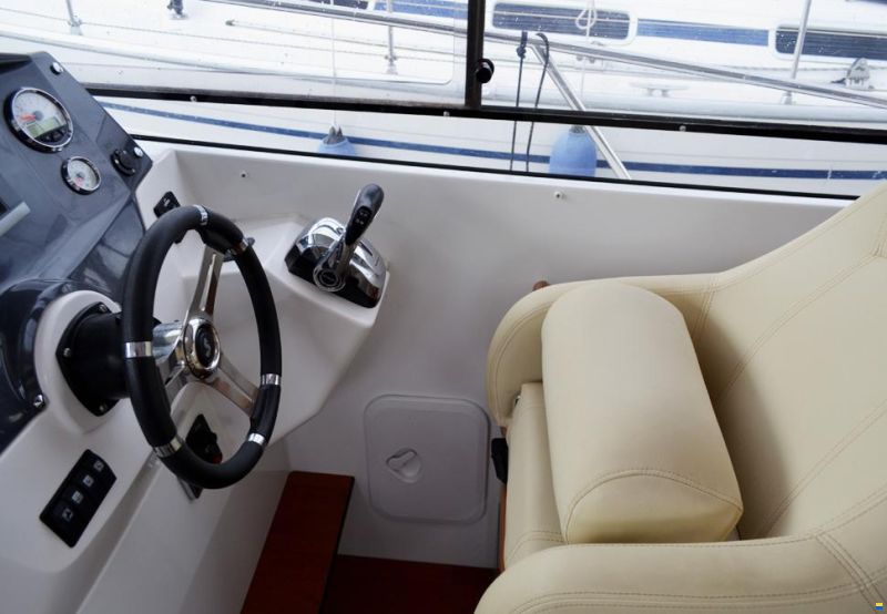 Beneteau Antares 8.80