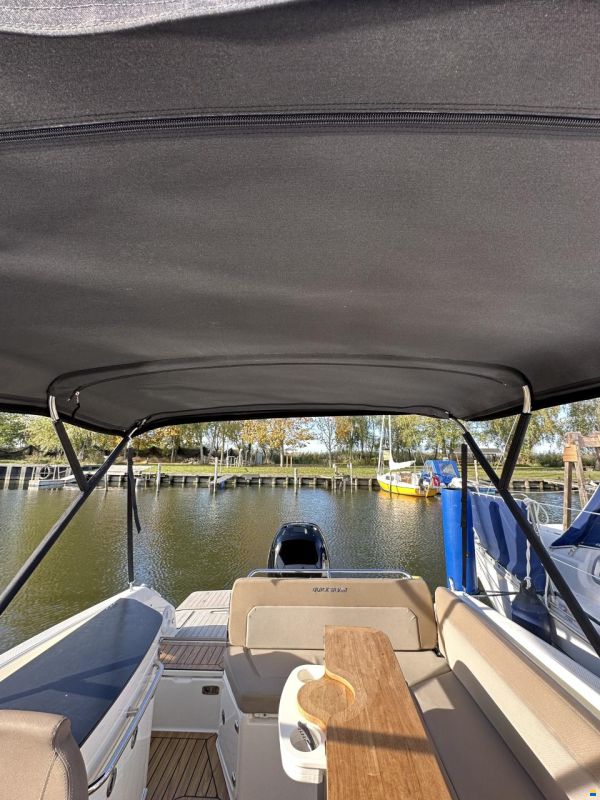 Quicksilver Activ 755 Cruiser