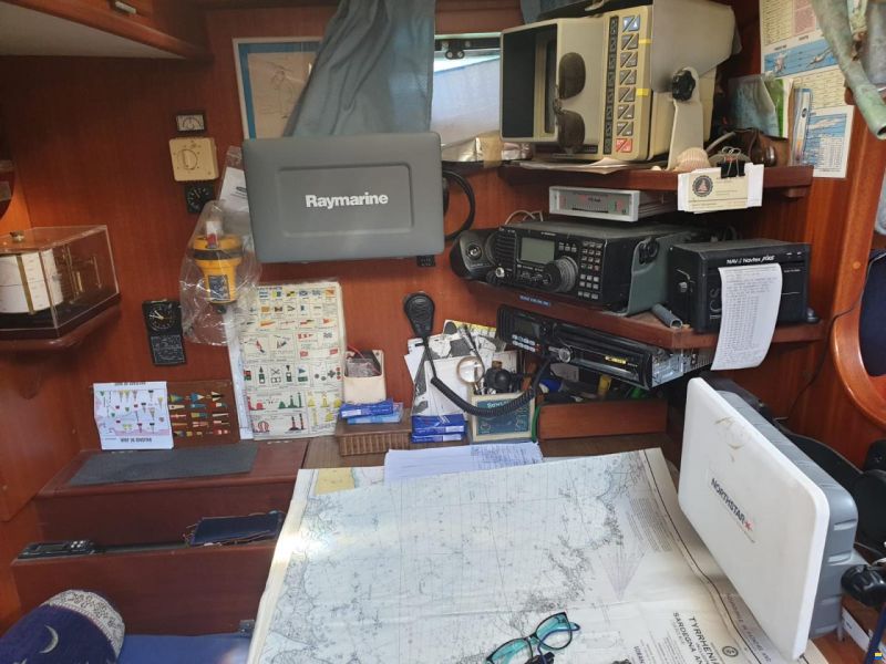Hallberg-Rassy HR 42E Sloop