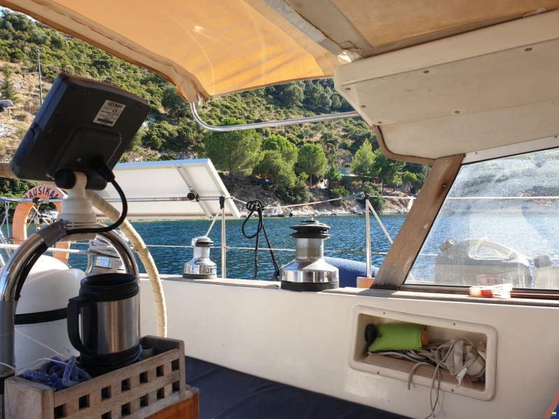 Hallberg-Rassy HR 42E Sloop