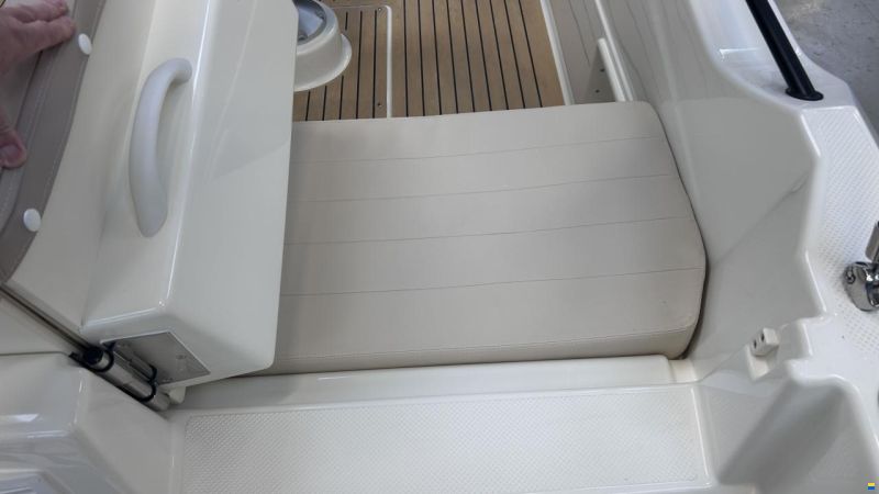 Quicksilver Activ 705 Open