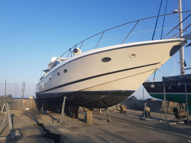 Sunseeker Predator 61