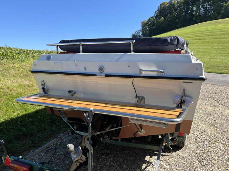 Champion Boats Christina