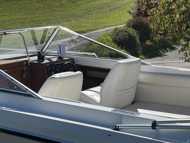 Champion Boats Christina