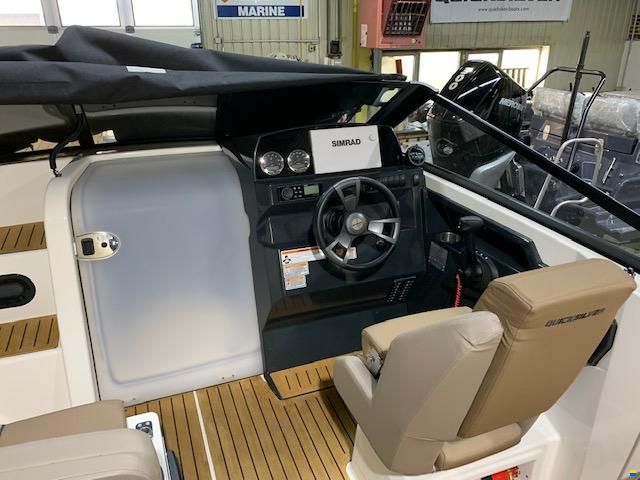 Quicksilver 675 Cruiser mit Mercury F150XL in weiß