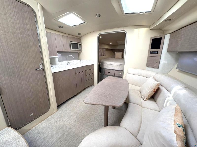 Formula 37 Performance Cruiser