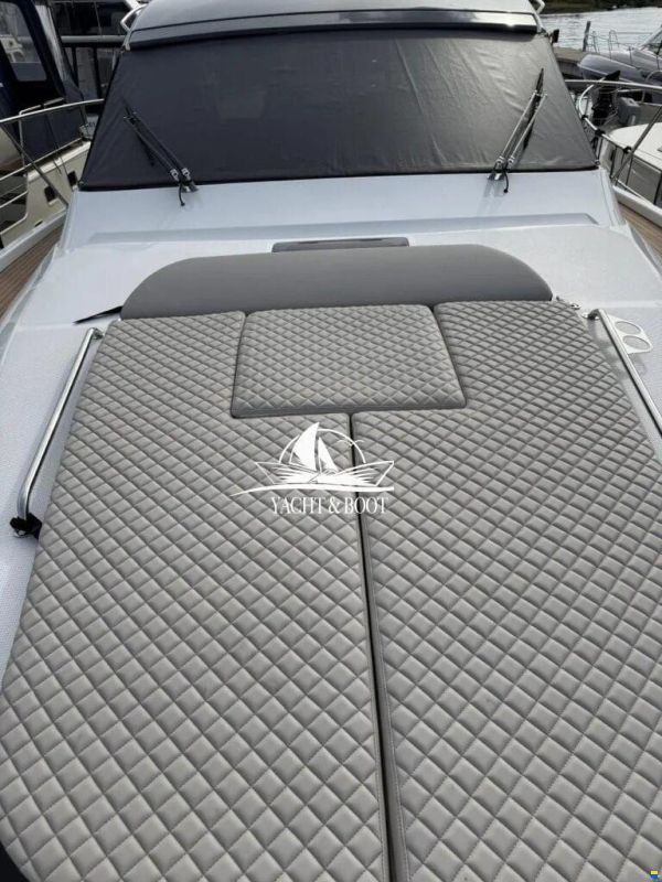 Bavaria S 40 HT