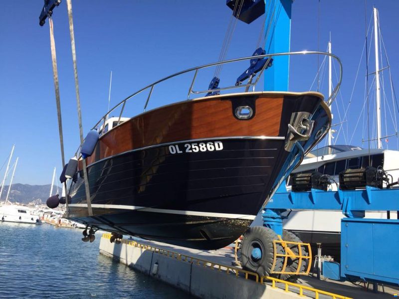 Di Donna Serapo 42 Cabin