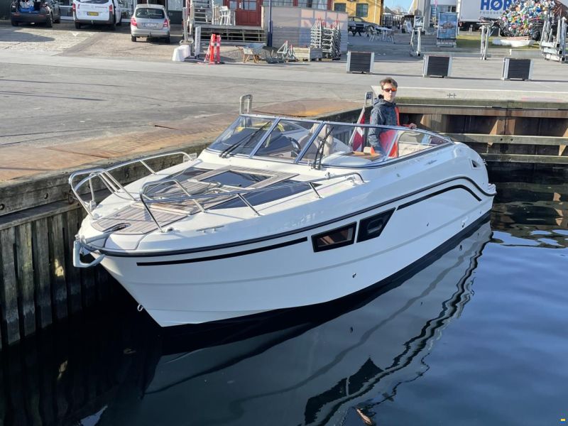 Quicksilver 805 DC