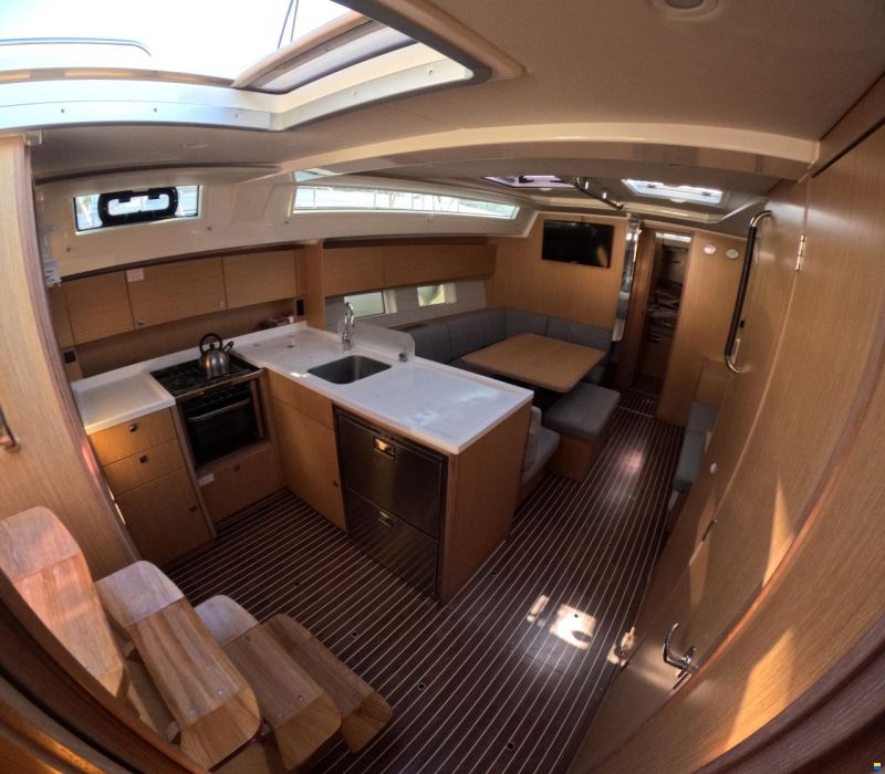 Bavaria C45 Style